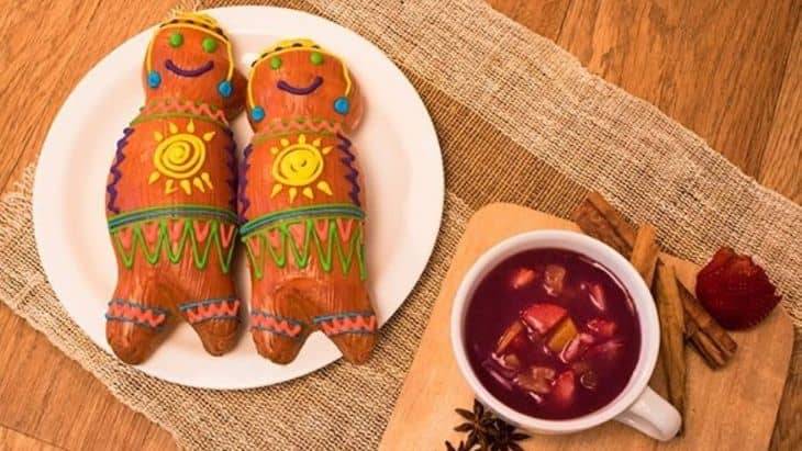 Guaguas de pan y Colada Morada