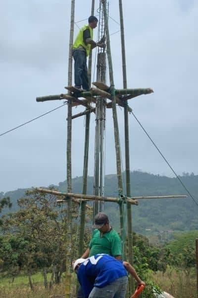 Constructing a dragon fruit farm in Ecuador