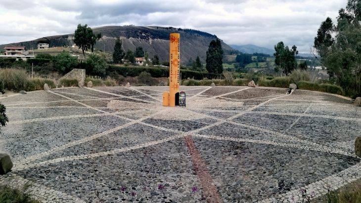 Quisato Sundial