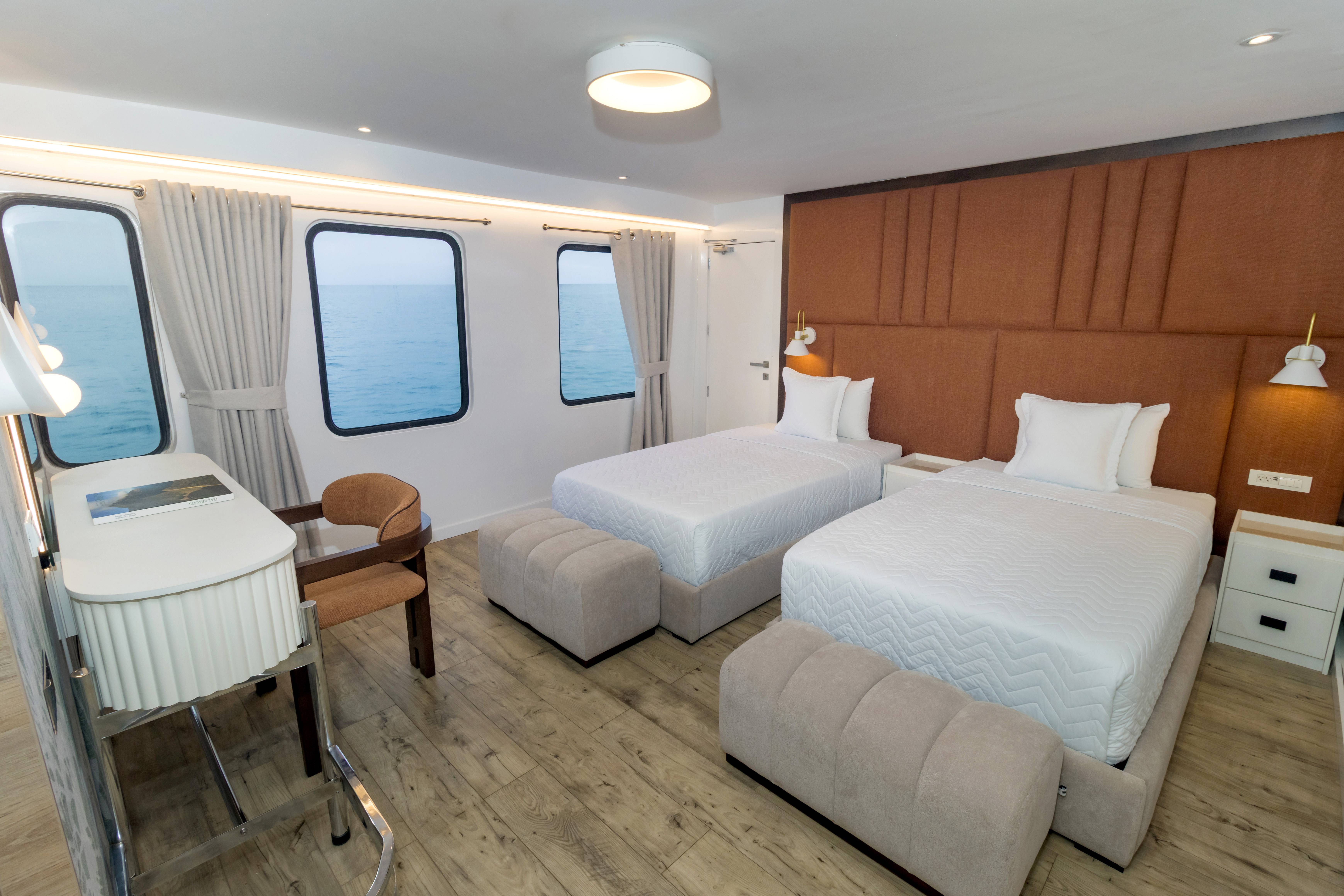 Grand Queen Beatriz cabin