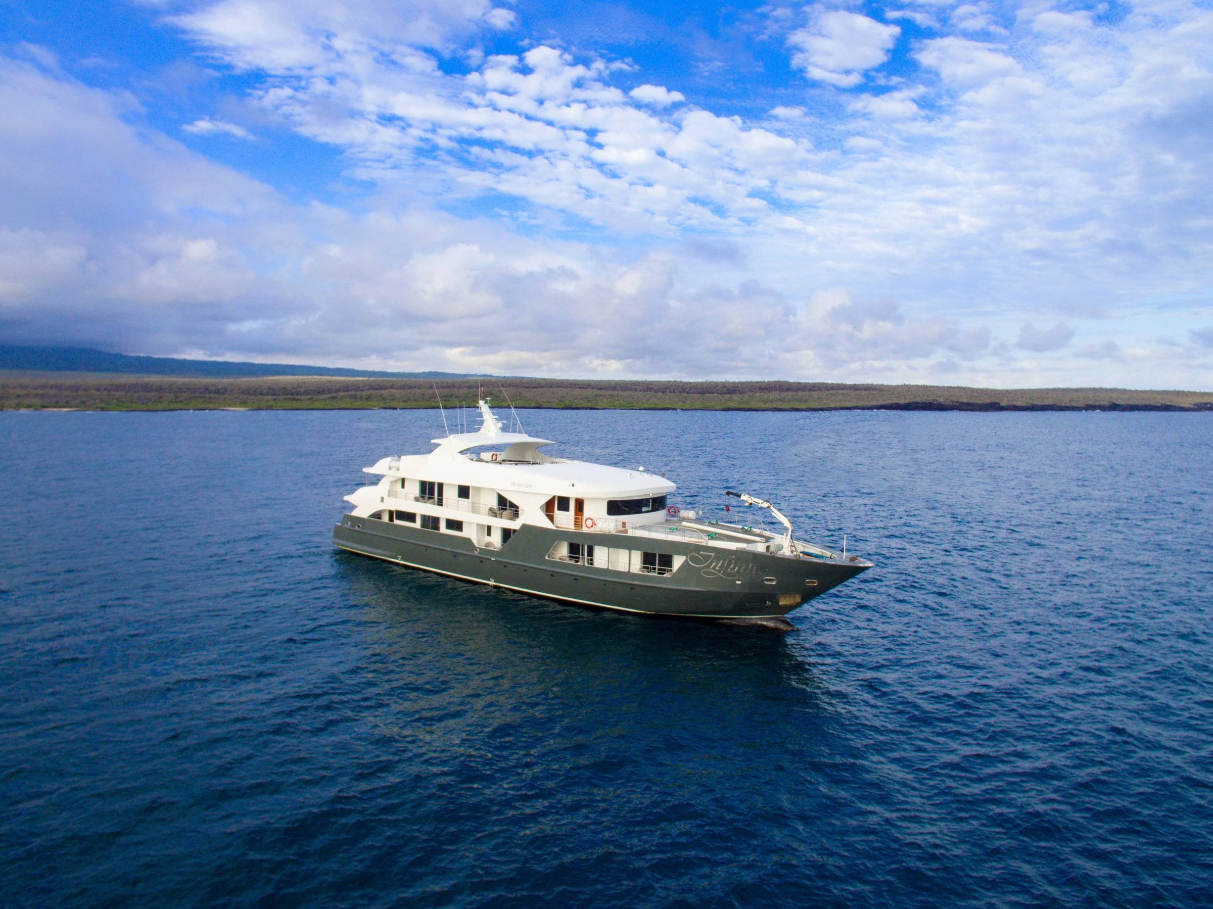 M/Y Infinity