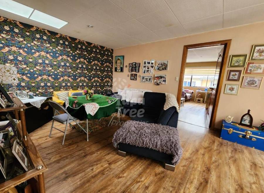 3-Bedroom Two-Story House Near Remigio Crespo