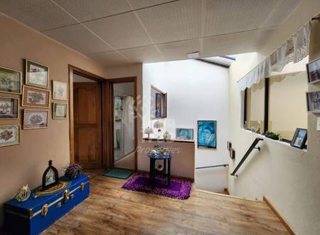3-Bedroom Two-Story House Near Remigio Crespo