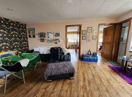 3-Bedroom Two-Story House Near Remigio Crespo