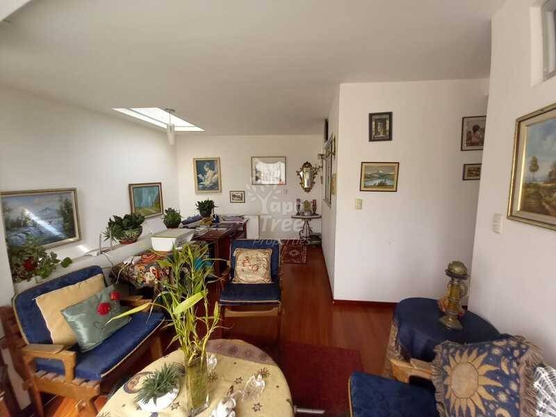 3BDR House For Sale Near Colegio Borja (Baños)