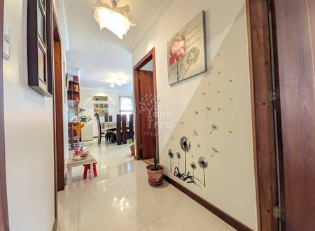 Calm 3-Bedroom Apartment Near Yanuncay River