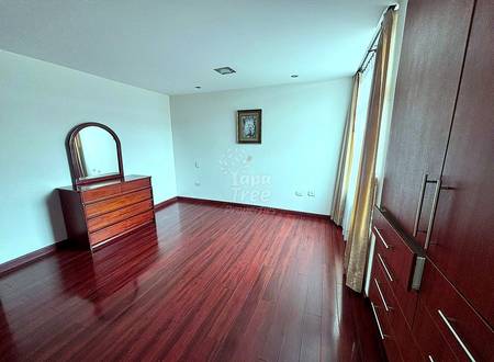 Apartment close to the Tram