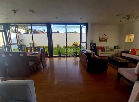 Beautiful Large House For Sale In Private Urbanization In Machangara