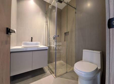 Brand-New 2-Bedroom Apartment with Bright Interiors in El Centro