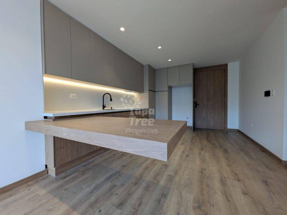 Brand-New 2-Bedroom Apartment with Bright Interiors in El Centro