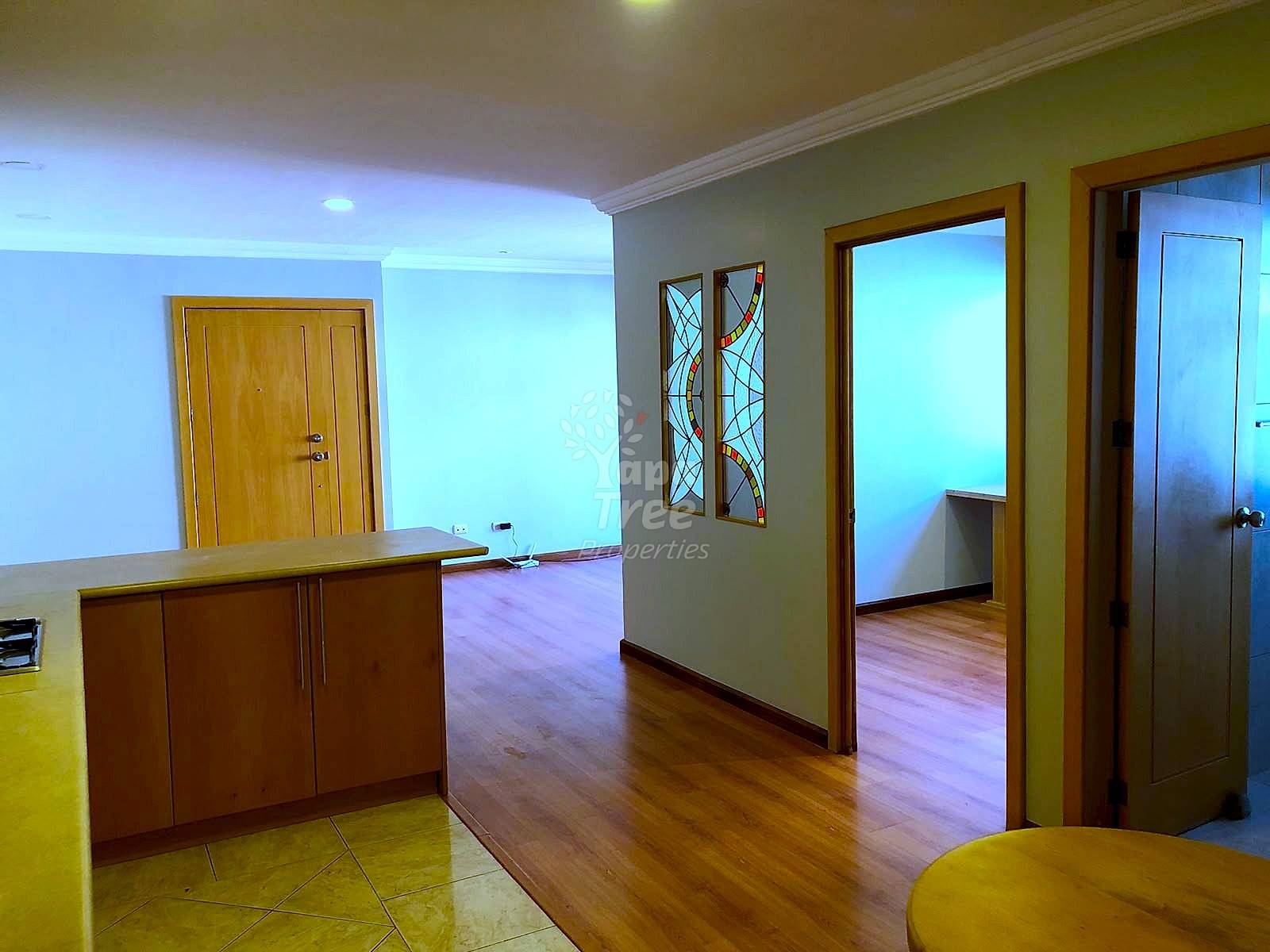 Bright 2-Bedroom Apartment with Parking & Storage Unit