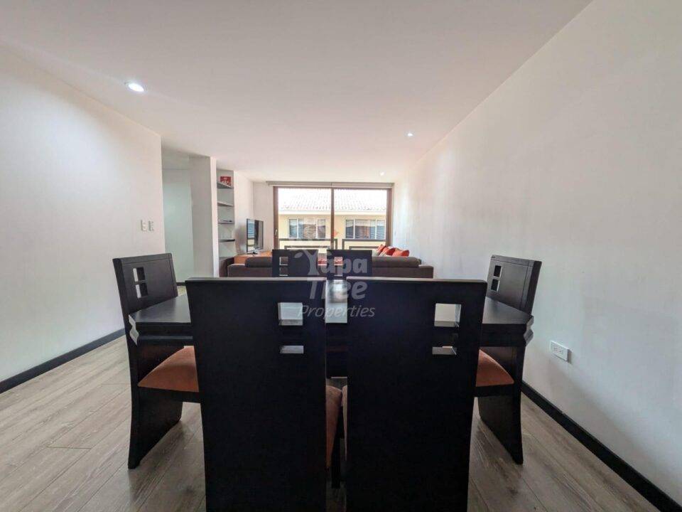 Bright 3-Bedroom Apartment with Private Balcony in Prime Primero de Mayo Location