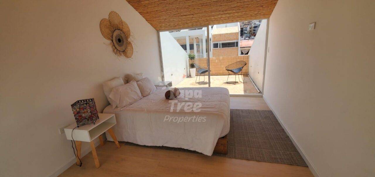 Charming 2-Bedroom Loft with Iconic Terrace Views in Historic Center