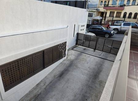 Elegant 2-Bedroom Apartment with Private Garage few blocks from Parque Calderón