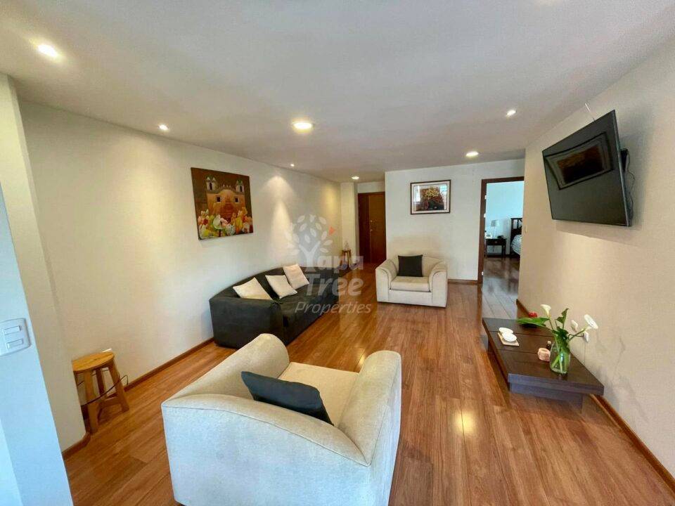 Fully Furnished 2-Bedroom Apartment with Private Terrace on Av. Paucarbamba