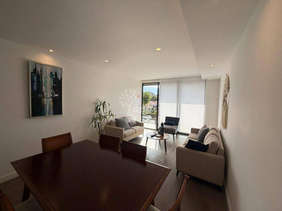 Fully Furnished 2-Bedroom Apartment with Spacious Balcony in Puertas del Sol