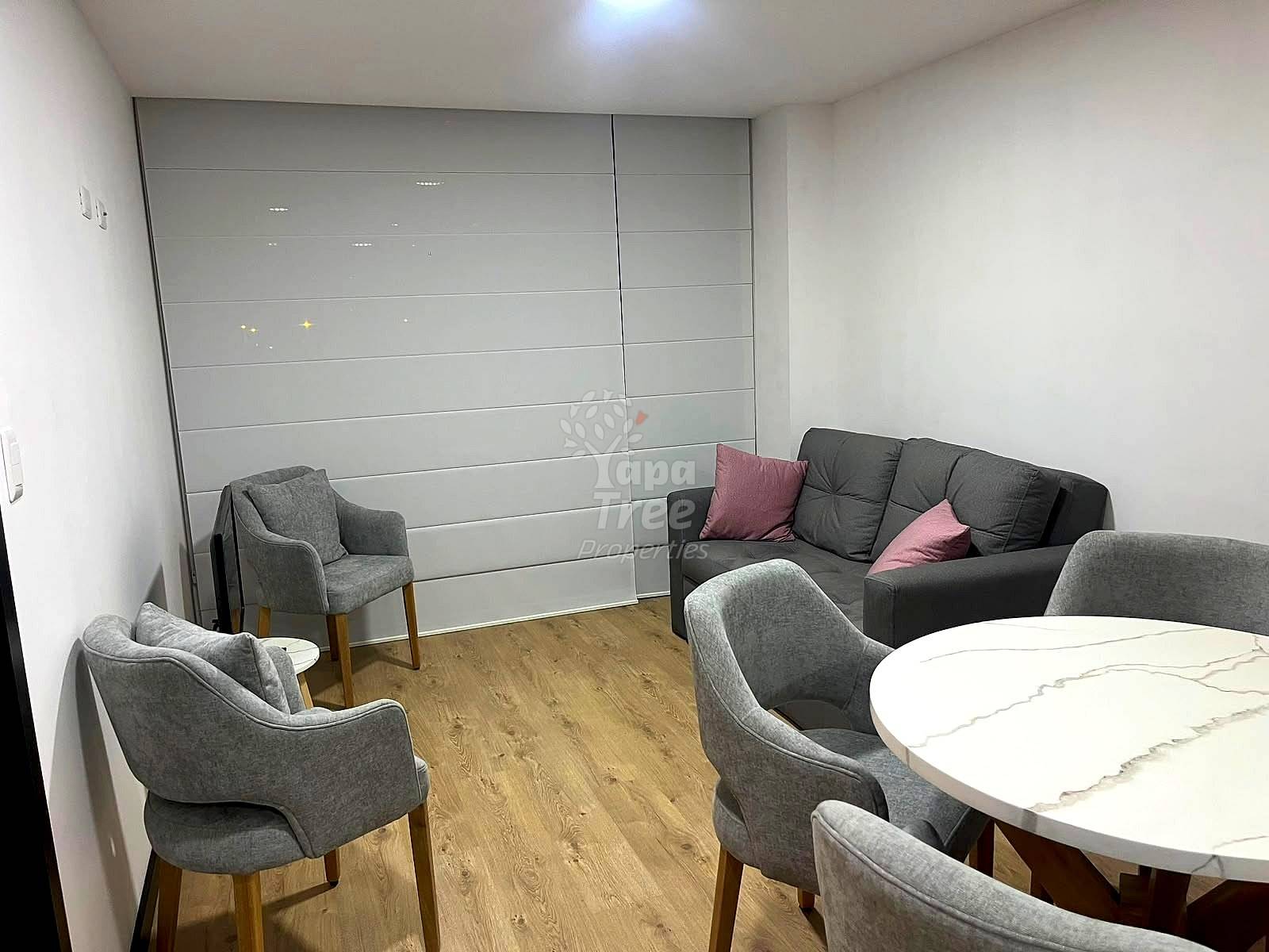 Furnished 1BDRM apartment close to Supermaxi Don Bosco