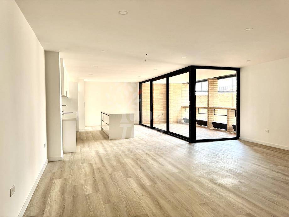 Luxury 2-Bedroom Condo with Private River-View Terrace in El Centro