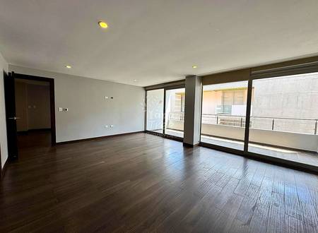 Luxury 3 BDRM Apartment in Puertas del Sol