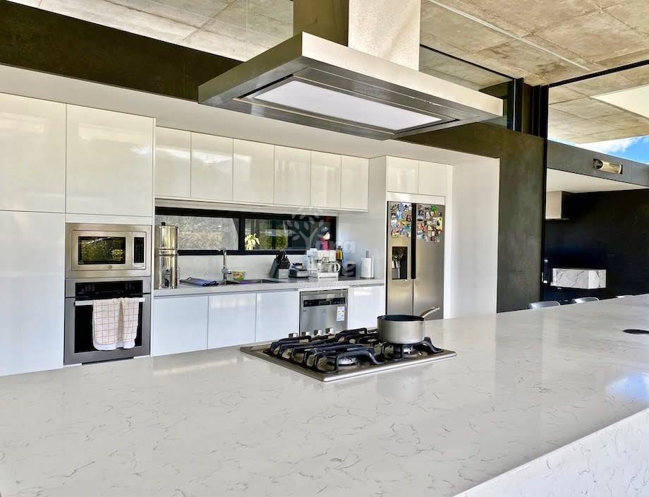 Breathtaking 5BDR Residence at the Outskirts of Cuenca [Award-winning Residence]