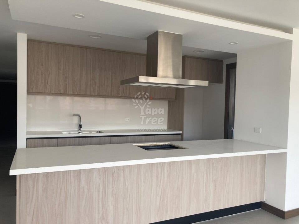 Luxury Apartment for Sale – Premium Building