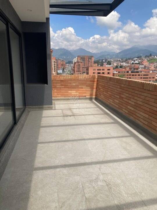 Luxury Apartment for Sale – Premium Building