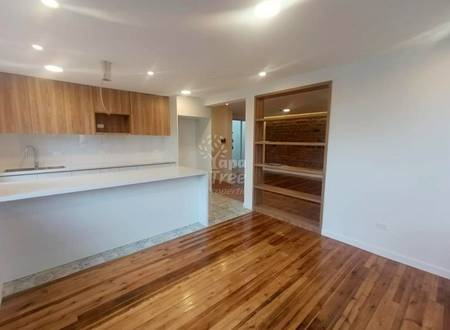Three Renovated Luxury Apartments in El Centro Cuenca (Conservatorio Sector)