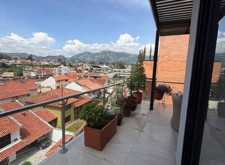 Luxury View Apartment in Puertas del Sol