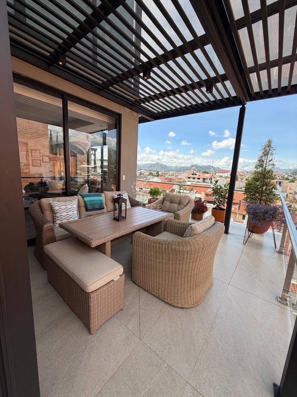Luxury View Apartment in Puertas del Sol