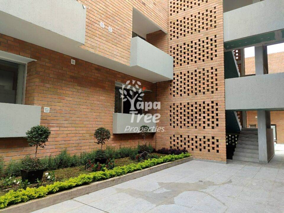Modern 1- and 2-Bedroom Apartments with Jacuzzi in Misicata, Cuenca