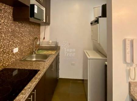 Modern Suite Near Monay Shopping