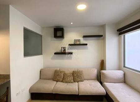 Modern Suite Near Monay Shopping