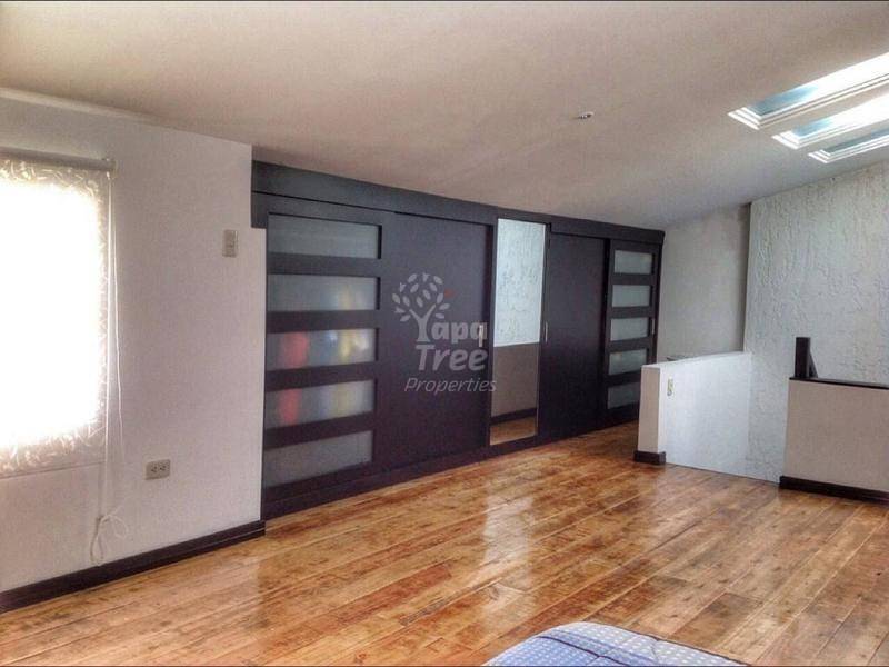 Nice House For Sale By Colegio Borja