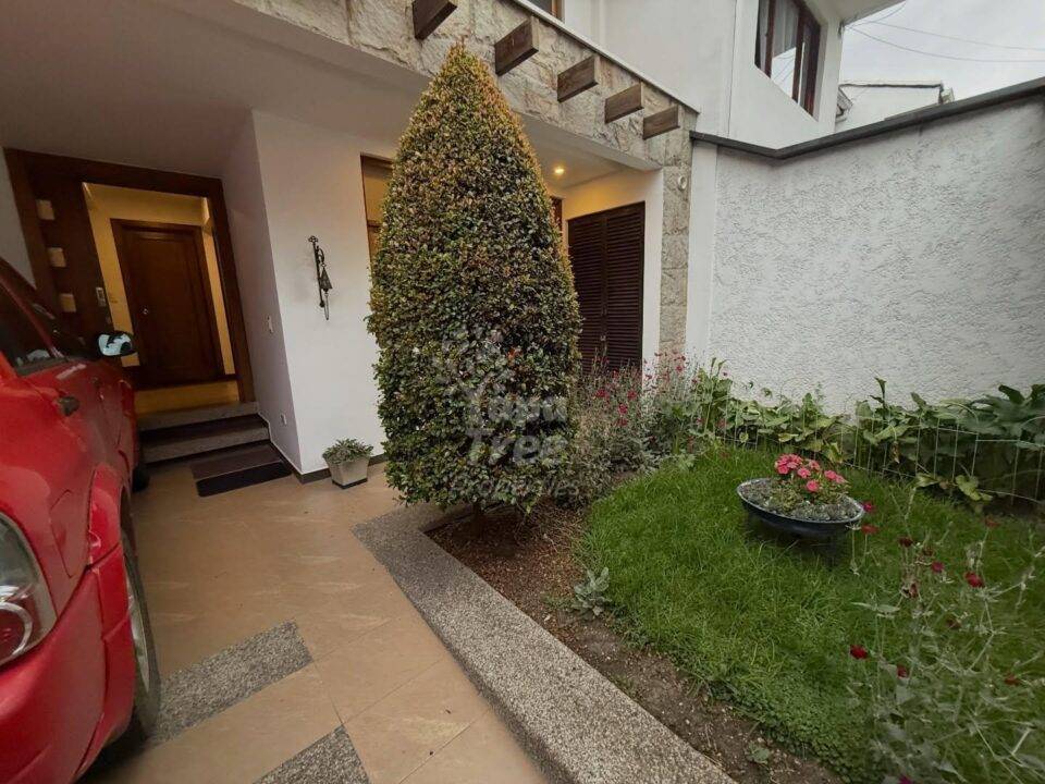 Renovated 3-Bedroom Home with Quality Upgrades in Ciudadela La Prensa