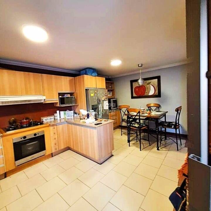 Serene Living near El Paraiso Park: 4-Bedroom House for Sale