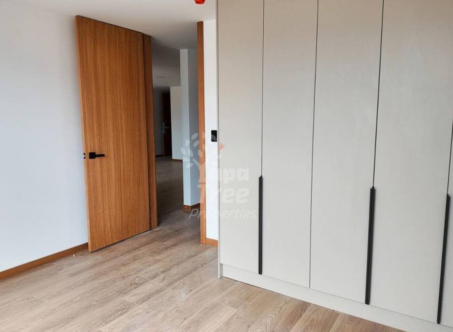 Spacious 2-Bedroom Apartment with Private River-View Balcony in Primero de Mayo