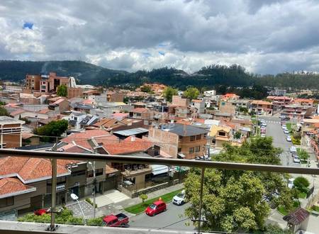 Spacious 3-Bedroom Apartment in Remigio Crespo