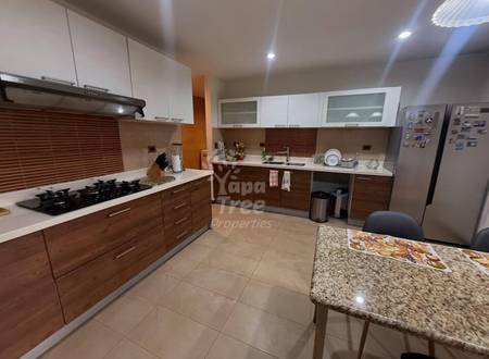Spacious 3-Bedroom Apartment with Stunning Terrace Overlooking Río Tomebamba