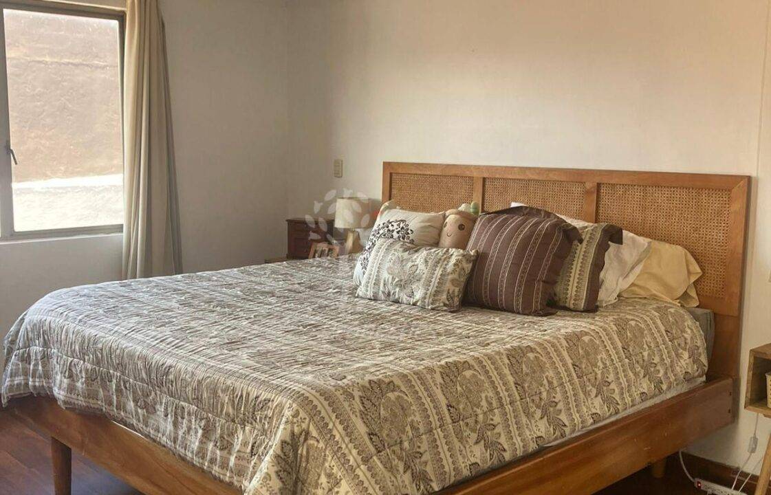 Spacious 3-Bedroom Duplex with Large Terrace and Natural Light