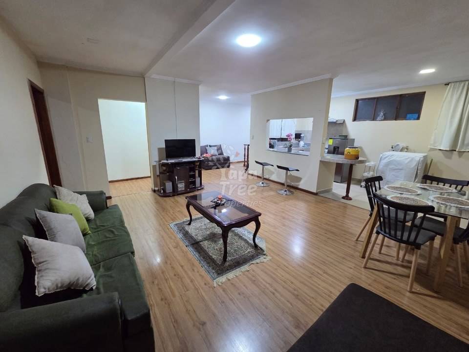 Spacious 3-Bedroom Fully Furnished Apartment on Calle Tarqui