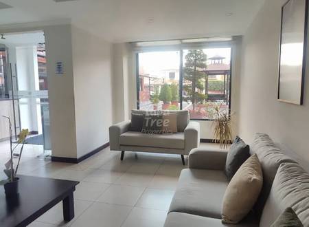 Spacious 4-Bedroom Apartment with Gym Access in Primero del Mayo