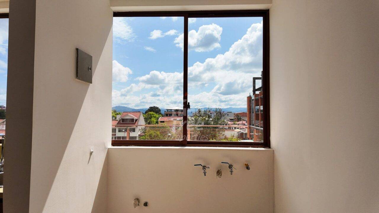 Spacious 4-Bedroom Apartment with Two Large Terraces and Stunning Views