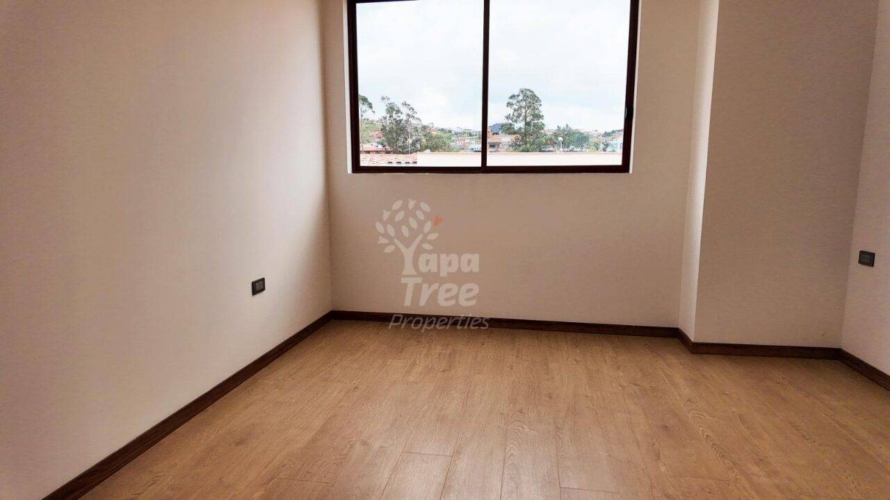 Spacious 4-Bedroom Apartment with Two Large Terraces and Stunning Views