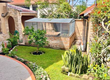 Spacious 4 BDR Traditional Cuenca Home with Garden in Todos Santos