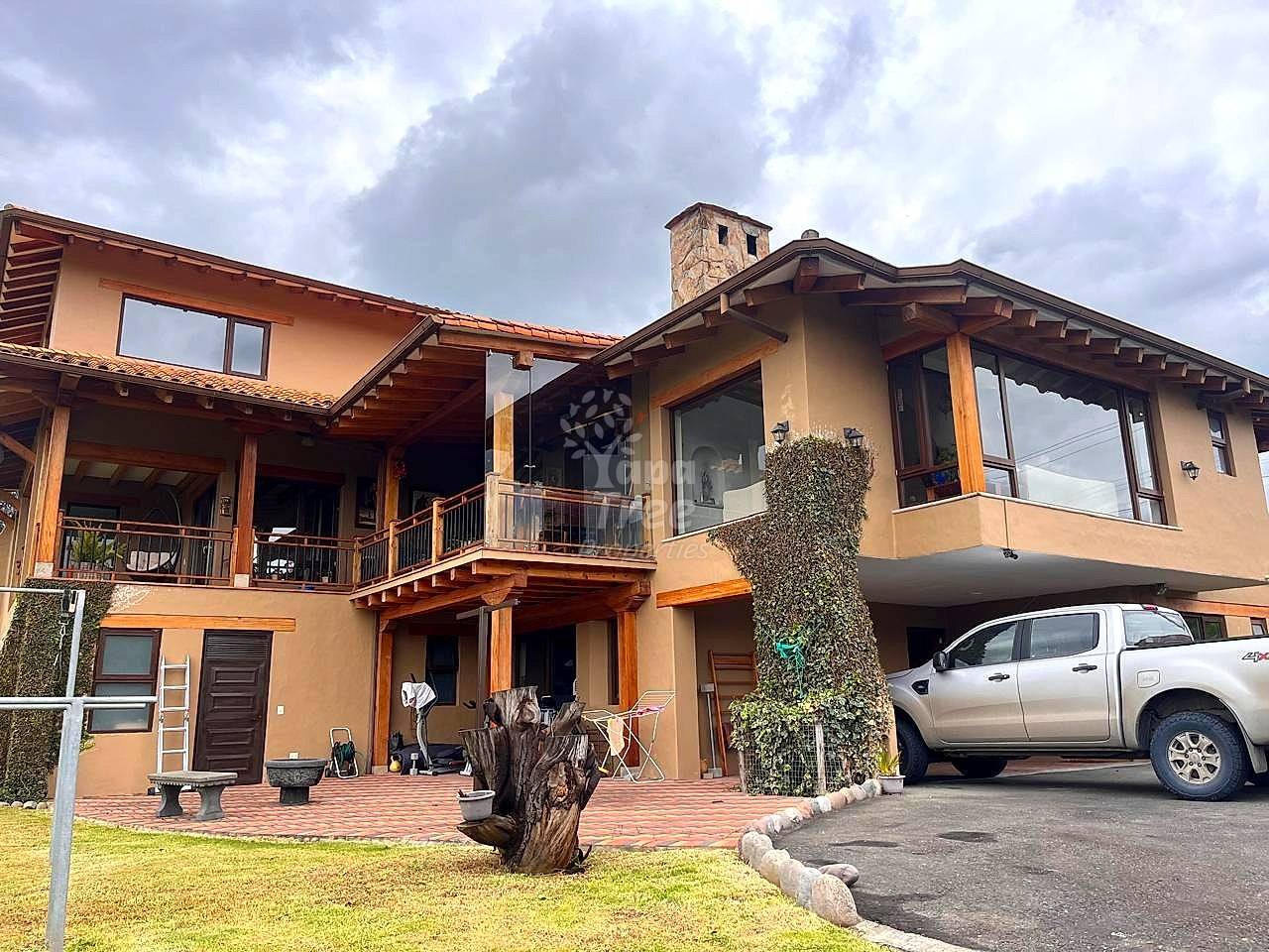 Spacious house close to the city
