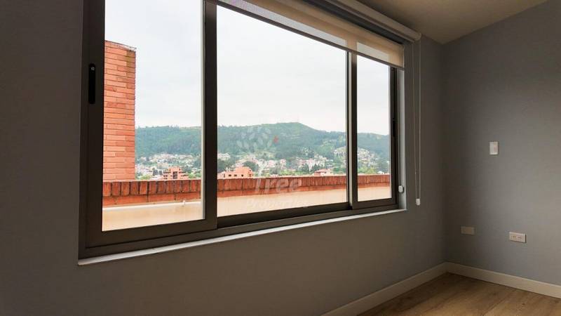 Spectacular 1-Bedroom Penthouse with Panoramic City and Mountain Views