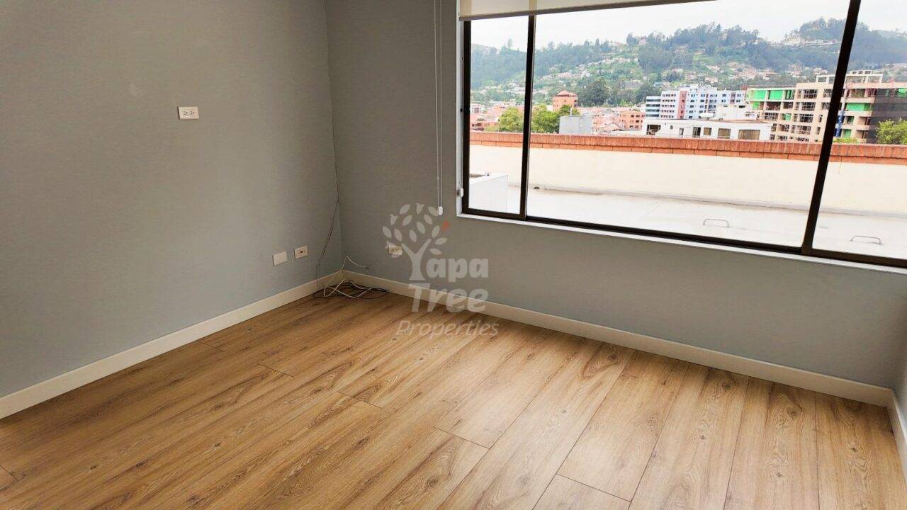 Spectacular 1-Bedroom Penthouse with Panoramic City and Mountain Views