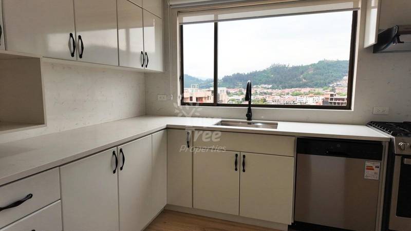 Spectacular 1-Bedroom Penthouse with Panoramic City and Mountain Views