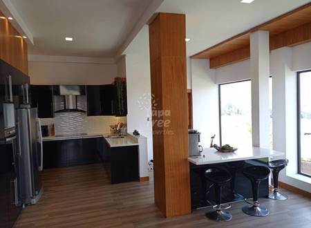 Stunning 4BDR Modern House in Turi with Panoramic Views of the City