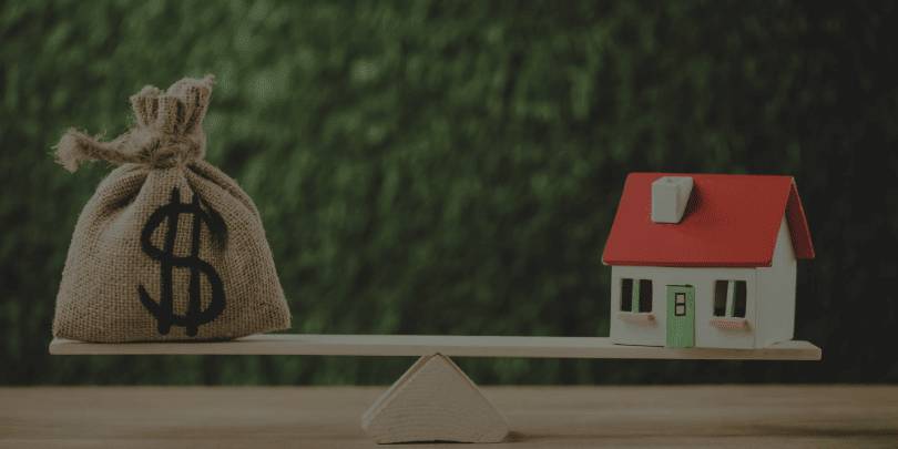 Buying Property in Cuenca - Lawyer vs Notary